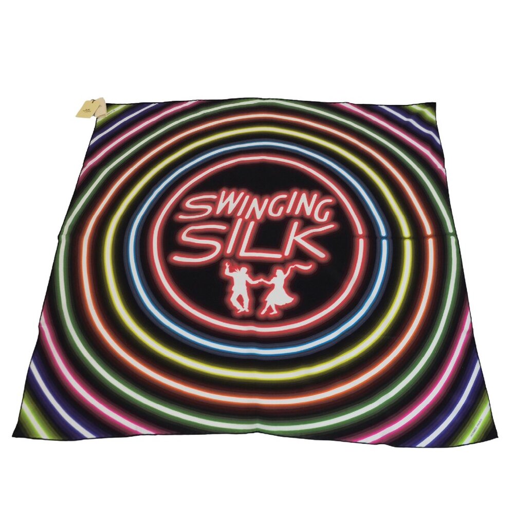 Hèrmes Swinging Silk Scarf